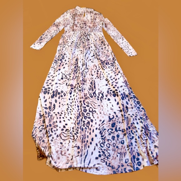 Venus Sexy Long Leopard Romper with Mock Neck and Strappy Detail, NWOT, XS - Picture 9 of 16